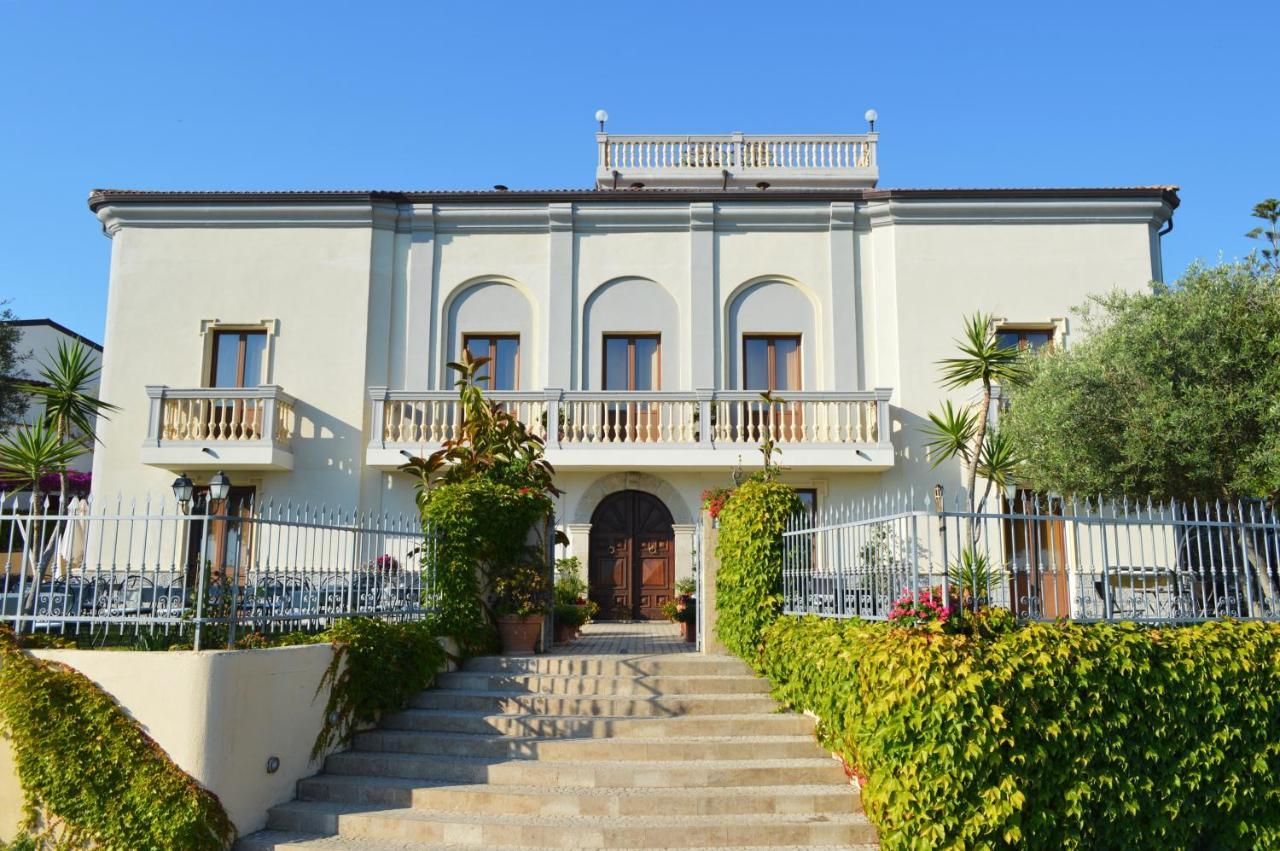 Hotel Villa Cerelis ディアマンテ エクステリア 写真